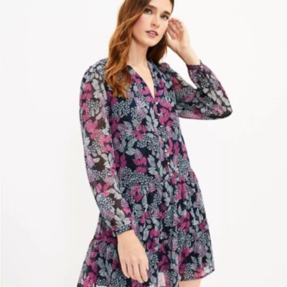 LOFT Dresses & Skirts - LOFT Navy and Magenta Floral Leafed Flounce Dress